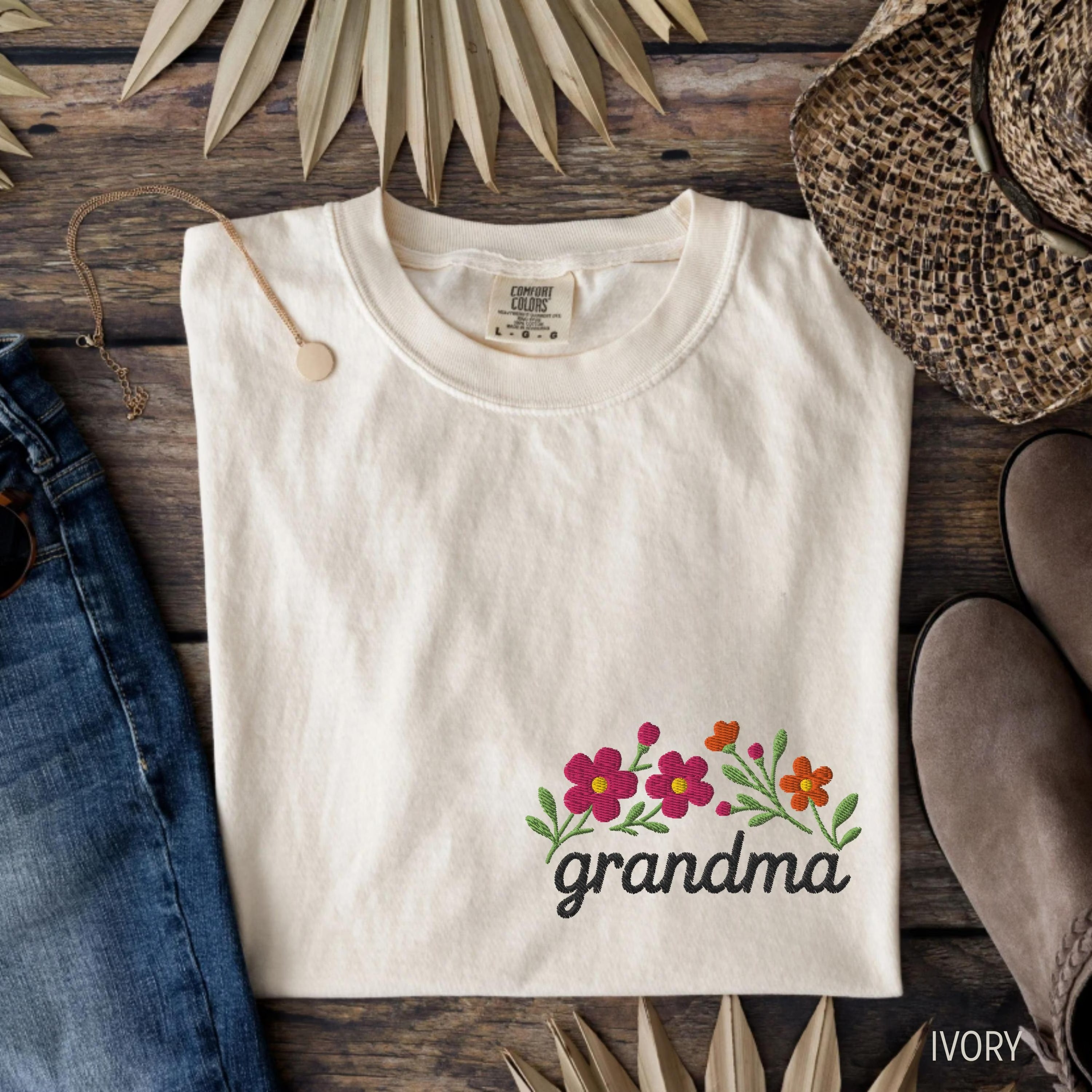 Comfort Colors Embroidered Grandma Shirt, Custom Gift for Grandma, New Grandma Gifts, Floral Mama Nana Embroidery T-shirt, Grammy Christmas